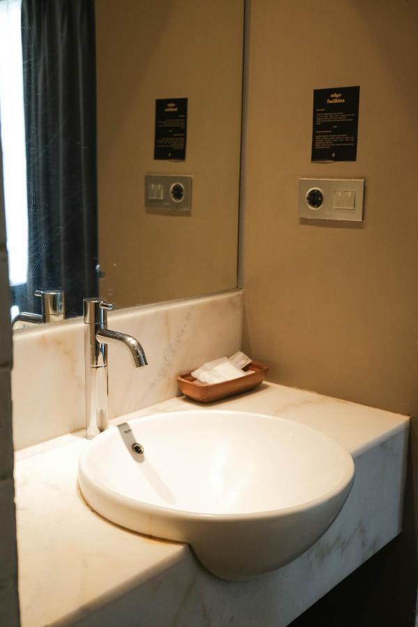 Allstay Hotel Semarang Simpang Lima Экстерьер фото