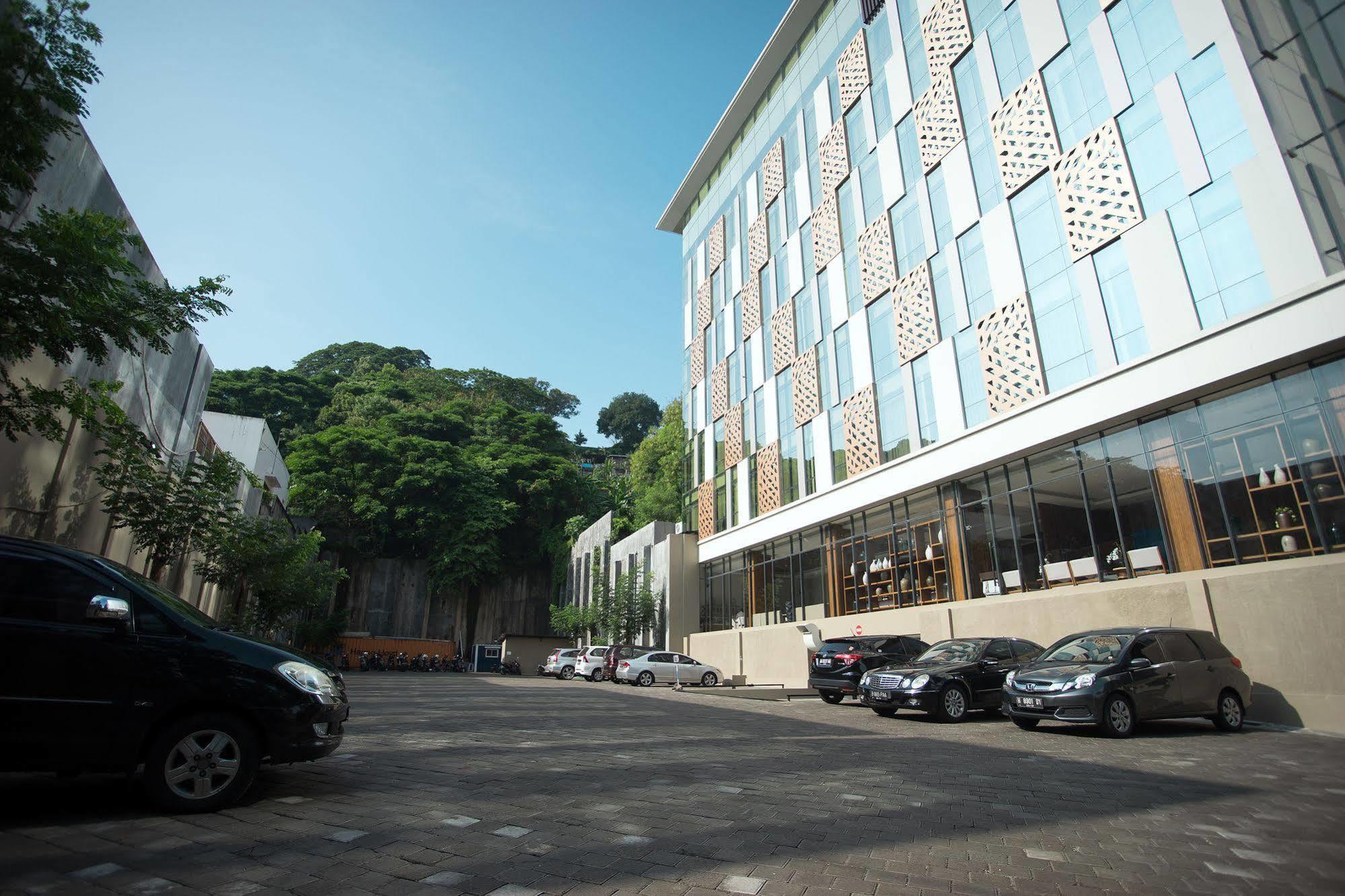 Allstay Hotel Semarang Simpang Lima Экстерьер фото